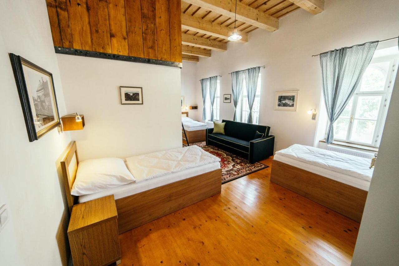 Hostel Cosmopolitan* Banská Štiavnica Dış mekan fotoğraf