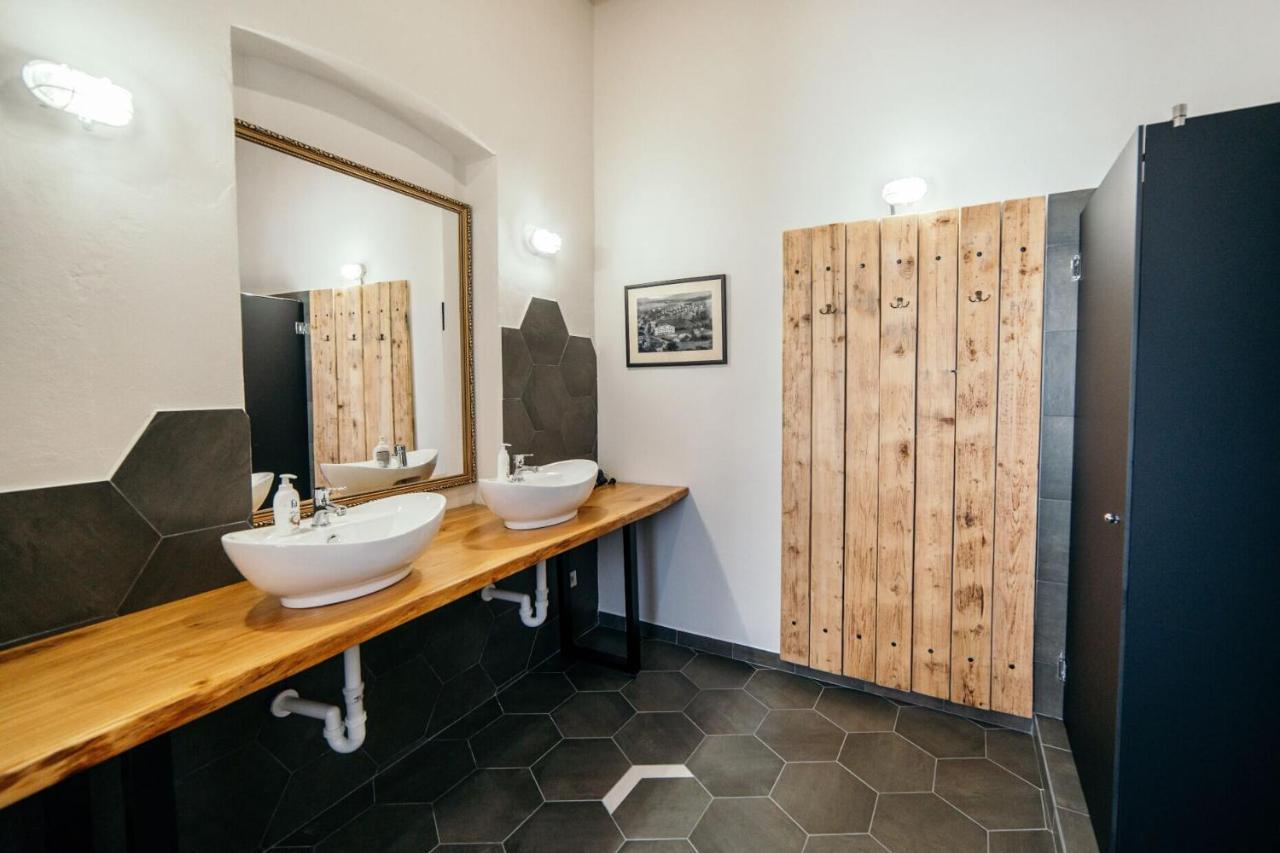 Hostel Cosmopolitan* Banská Štiavnica Dış mekan fotoğraf