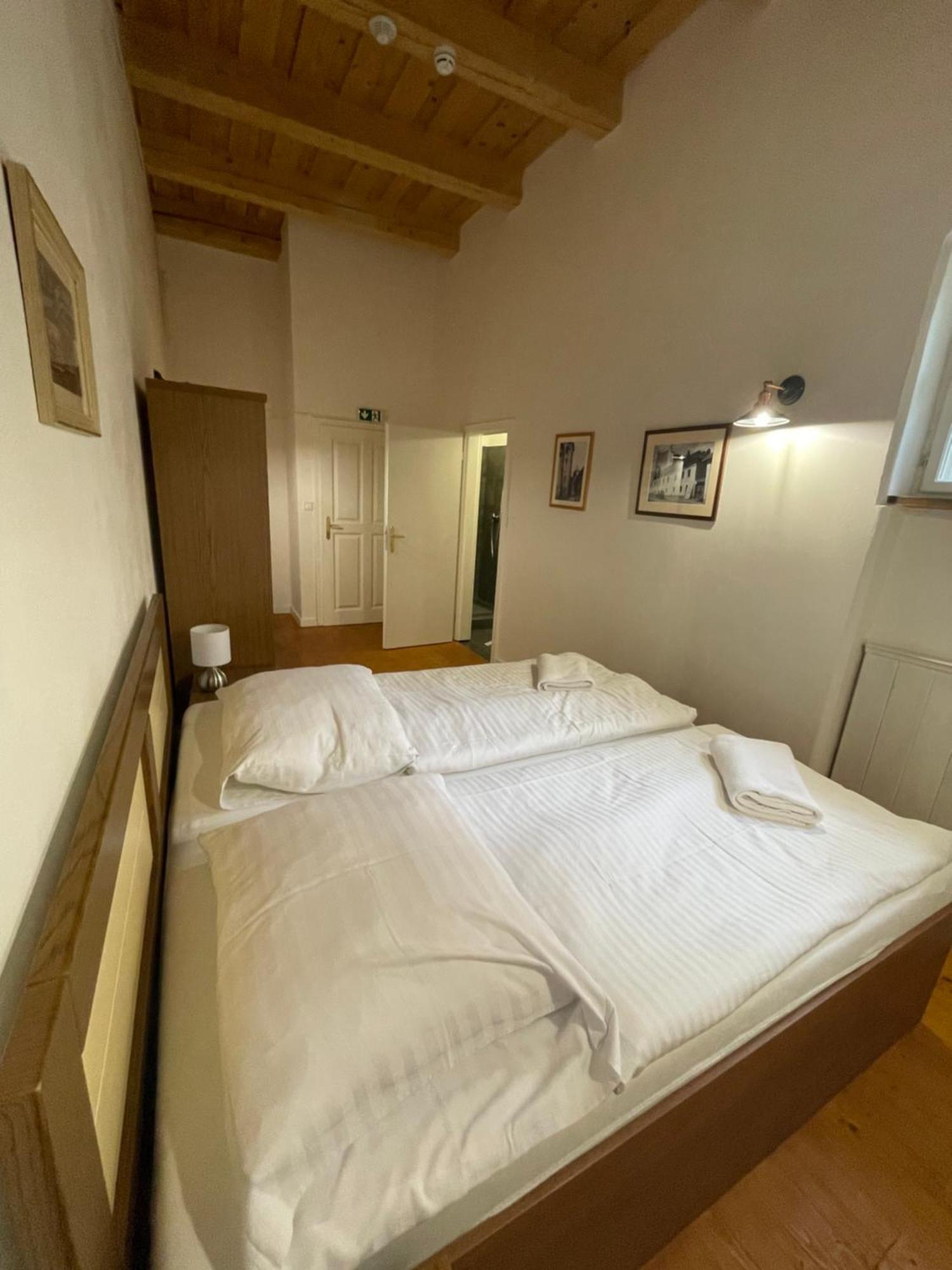 Hostel Cosmopolitan* Banská Štiavnica Dış mekan fotoğraf